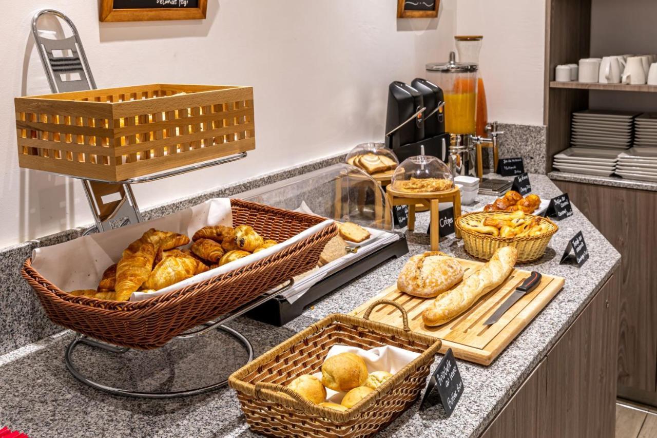 Fraser Suites Paris La Defense Κουρμπεβουά Εξωτερικό φωτογραφία A breakfast buffet at a hotel