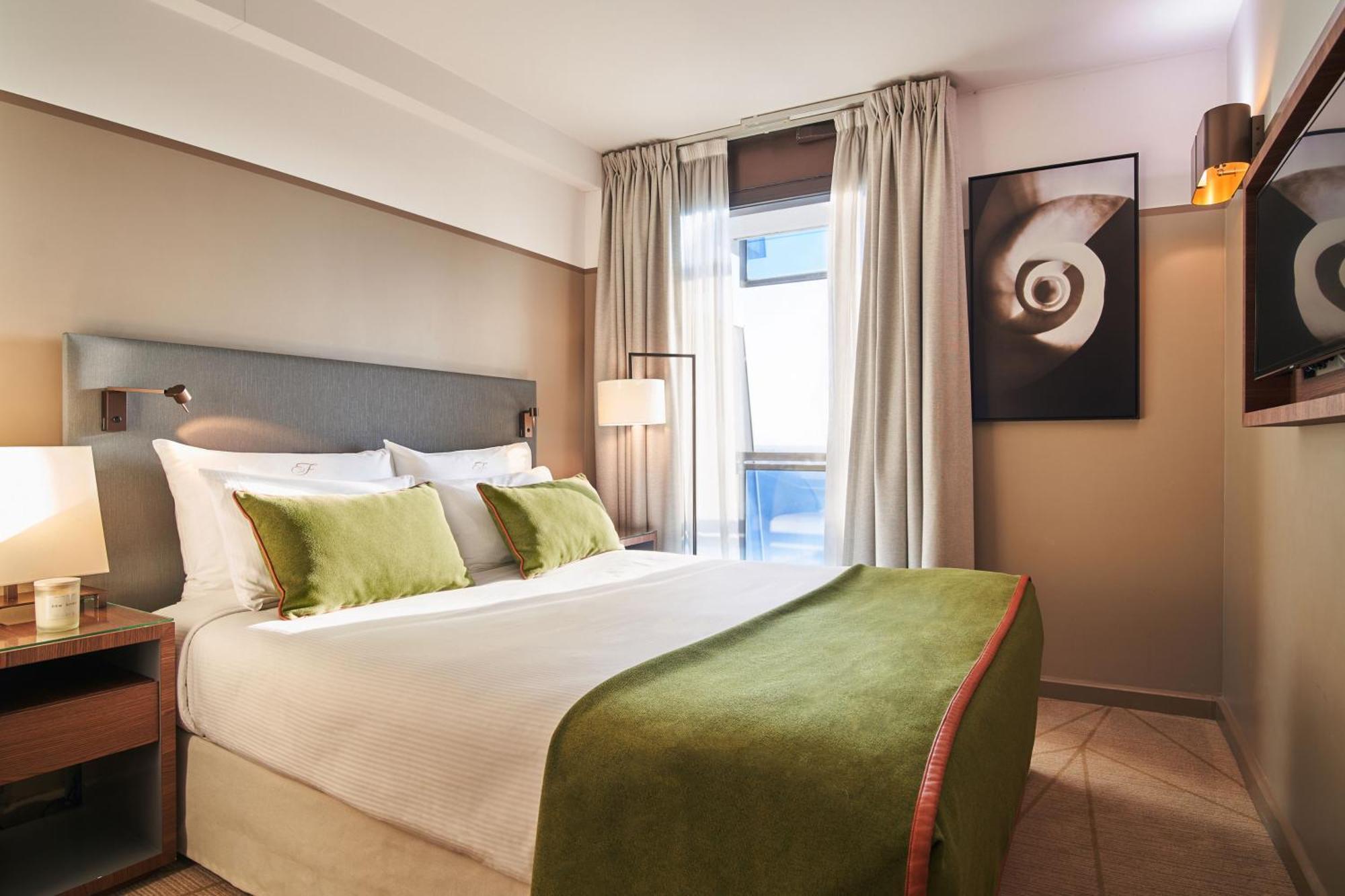 Fraser Suites Paris La Defense Κουρμπεβουά Εξωτερικό φωτογραφία A bedroom at the hotel