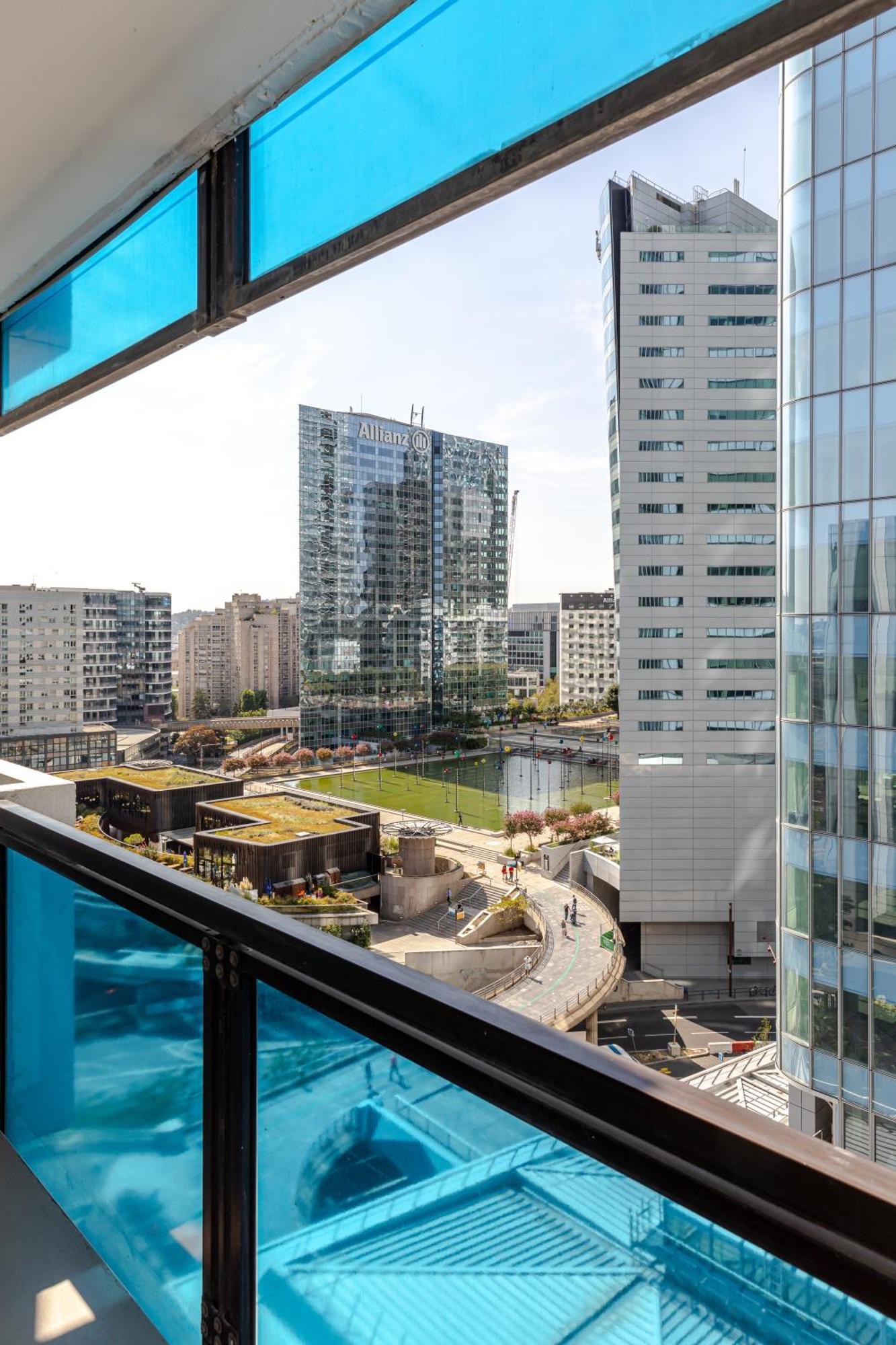 Fraser Suites Paris La Defense Κουρμπεβουά Εξωτερικό φωτογραφία View of the residential area