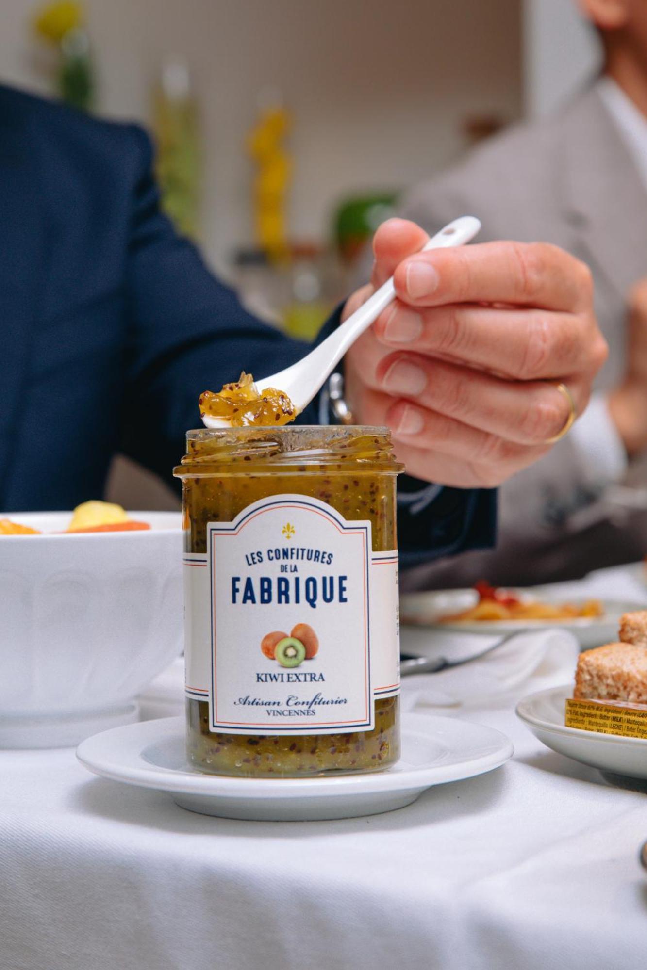 Fraser Suites Paris La Defense Κουρμπεβουά Εξωτερικό φωτογραφία A jar of kiwifruit jam